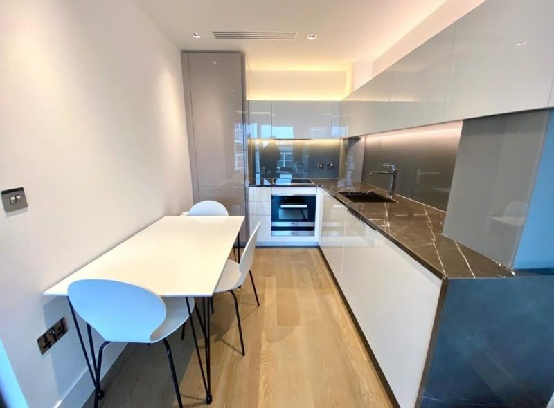 85 Lord Kensington 4